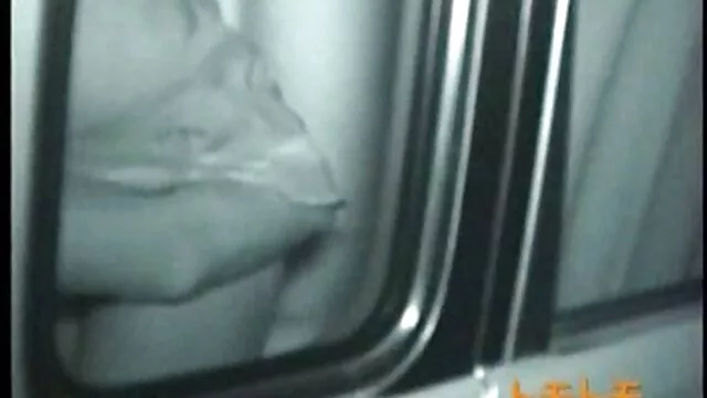 قرون والقرن إريك ممزق جوارب سكس اجنبي مثير مترجم طويلة على امرأة سمراء ومارس الجنس