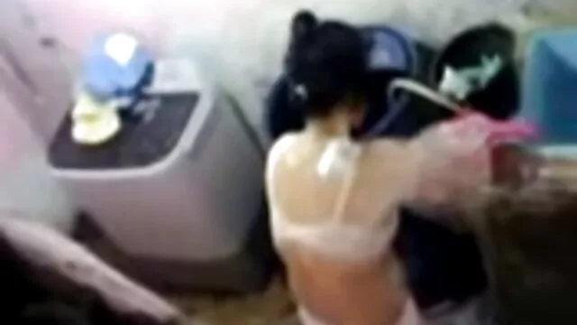 أصلع القزم مشاهدة يرقة أفلام سكس اجنبية مترجمة للعربية النوم في ملابسه الداخلية