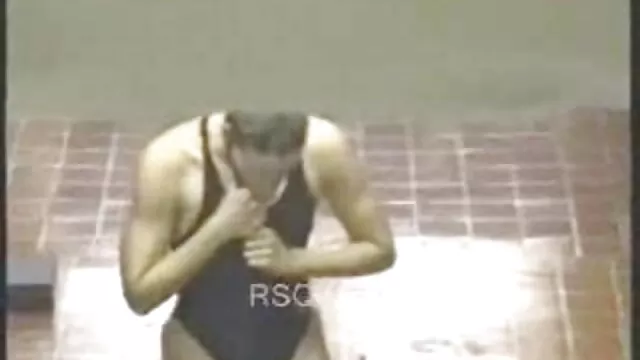 Sucky saw لها ابن استمناء على ال أريكة, فورا ذهب سكس اجنبي مترجم للعربية إلى أسفل و بدأ إلى لعق