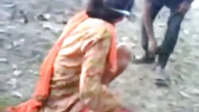 لوح الباليه ذيولهم عرب سكس اجنبي أمام مصمم الرقصات و سكرتيرات دون ارتداء سراويل