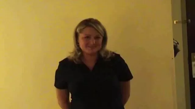 لقد خفضوا الصبي سكس اجنبي مترجم ساخن من دجاجه ، وكلاهما يتجول في شقتهما