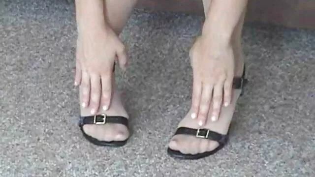 هذه هي الطريقة التي أحب أن تفعل اللحس ولمس الديك افلام سكس اجنبي مترجم نار