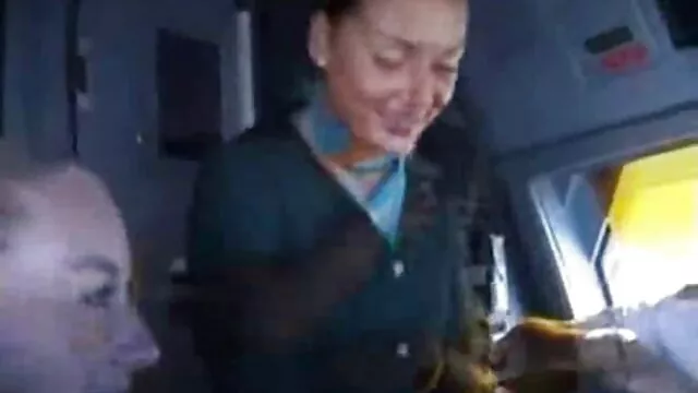 الأطفال تسوية الديون مع رجل أسود على فيديوهات سكس اجنبية سرير الكوخ ، ووضع المنزل الممزق على shnyaga الأسود