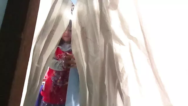 عيد الحب يحتفل روعة على ضوء الشموع ، وجعل الحب لصديقها مقاطع فيديو سكس اجنبي مترجم ، وأنت له