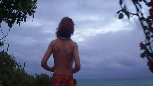 سيارة عابرة مواقع افلام سكس اجنبيه ، وقالت انها يمكن أن نرى بدأ الرجل خائفا ساخطا ، ولكن لا تقلع عينيه القضيب طويلة