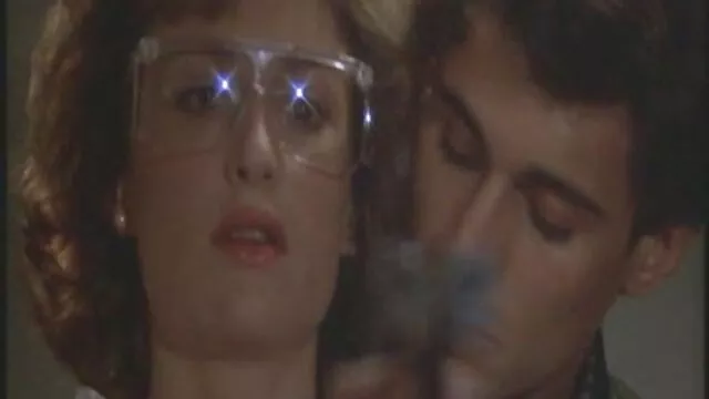 في الانفصالية, انه قبض الشباب سكس غربي مترجم عاطفي وخنق تقريبا عندما انتهى به الأمر في بلدها