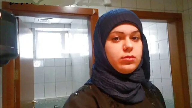 غريب في مقصورة وثلاثة شباب إلى الجنس العام مقابل المال افلام اجنبية مترجمة جنسية