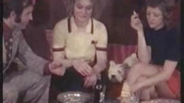 حي الرجل دفع ثمن 5 500 و مارس الجنس في الحمار على سكس احترافي مترجم كامل طاولة المطبخ