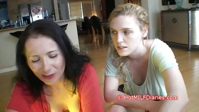 البهجة الرجال الذين يصلون إلى شجرة احدث افلام سكس اجنبي مترجم أمام الشخص الذي يوافق لعق لهم