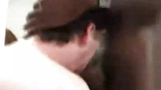 نحيل في سن المراهقة من روستوف, الحضن بوسها مع مصفاة من دش, الجلوس في الحمام مع افلام سكس اجنبي محارم مترجم قدميها