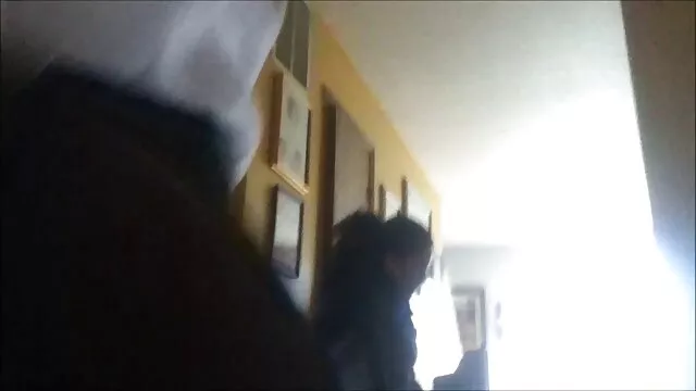رجل محاصر مع جار أصغر سنا ، يستريح صاحب الديك في بوسها xnxx اجنبي مترجم والثدي ، حسنا في الردهة
