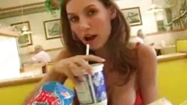 الحصول على أموال لعشيقته مع الرجل وزوجته ممارسة الجنس اجمل افلام سكس اجنبية مع جيران جوبنيك أمام عينيه